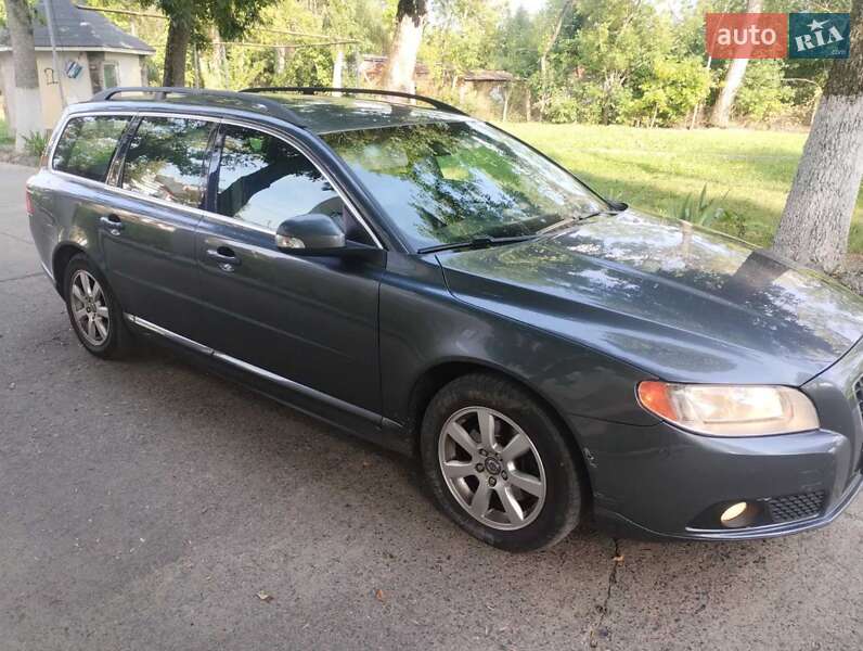 Универсал Volvo V70 2010 в Луцке