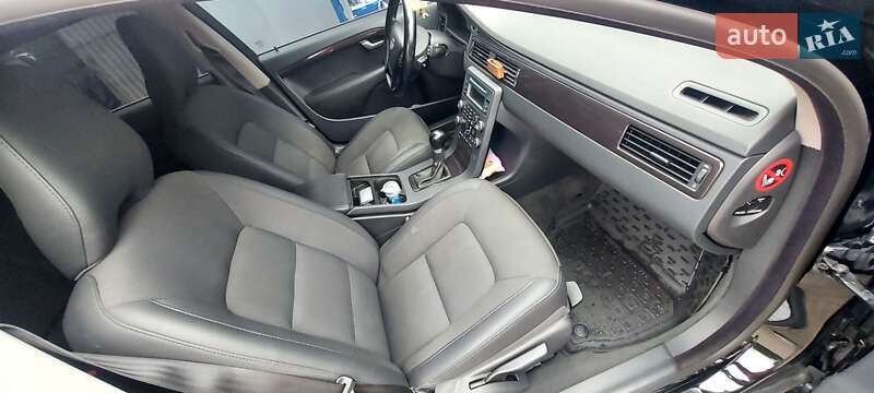 Універсал Volvo V70 2011 в Вараші фото 3 Універсал Volvo V70 2011 в Вараші