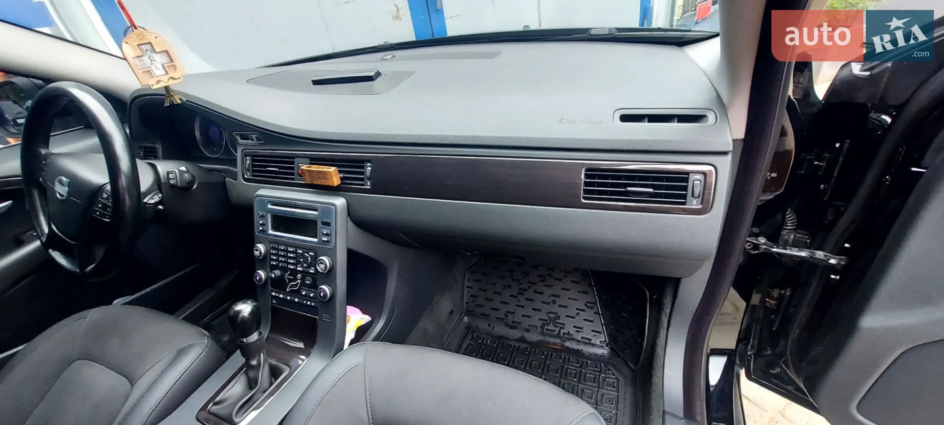 2011 Volvo V70 - мініатюра 7