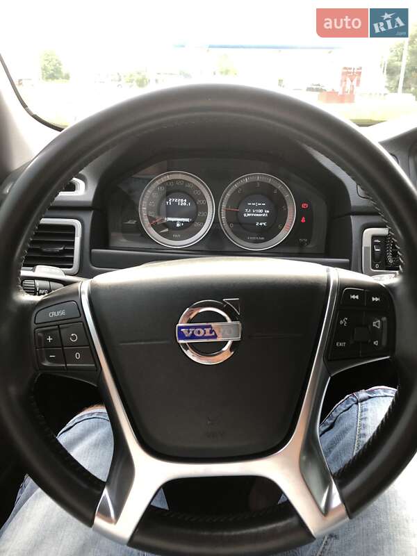 Універсал Volvo V70 2011 в Львові фото 11 Універсал Volvo V70 2011 в Львові