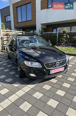 Универсал Volvo V70 2015 в 