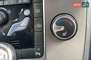 Универсал Volvo V70 2013 в 