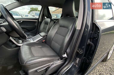 Универсал Volvo V70 2013 в 