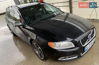 Универсал Volvo V70 2012 в Нововолынске