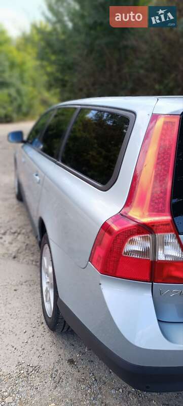 Универсал Volvo V70 2008 в Черновцах