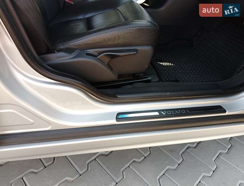 Універсал Volvo V70 2013 в Вінниці