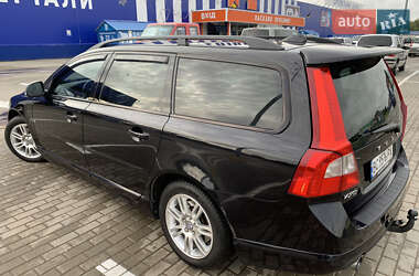 Универсал Volvo V70 2012 в 