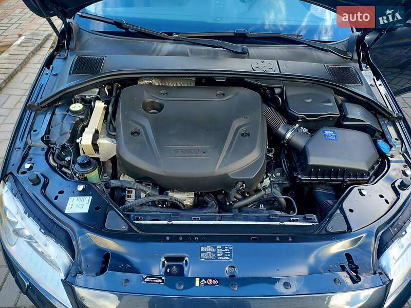 Універсал Volvo V70 2015 в Бродах