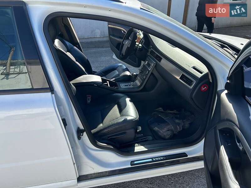 Универсал Volvo V70 2008 в Великодолинском фото 11 Универсал Volvo V70 2008 в Великодолинском