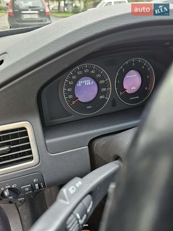 Универсал Volvo V70 2009 в Луцке фото 18 Универсал Volvo V70 2009 в Луцке
