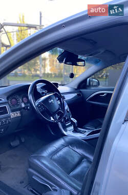 Универсал Volvo V70 2013 в 