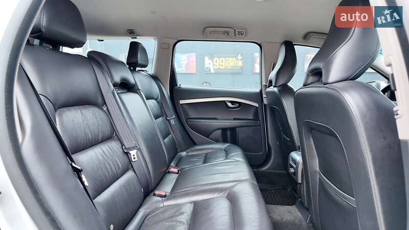 Универсал Volvo V70 2013 в Киеве