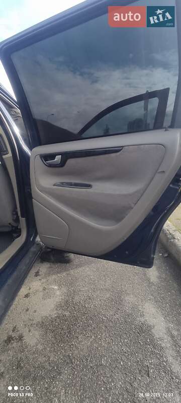 Универсал Volvo V70 2003 в Черкассах