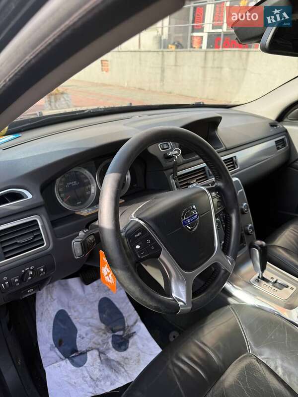 Универсал Volvo V70 2011 в Звягеле фото 3 Универсал Volvo V70 2011 в Звягеле