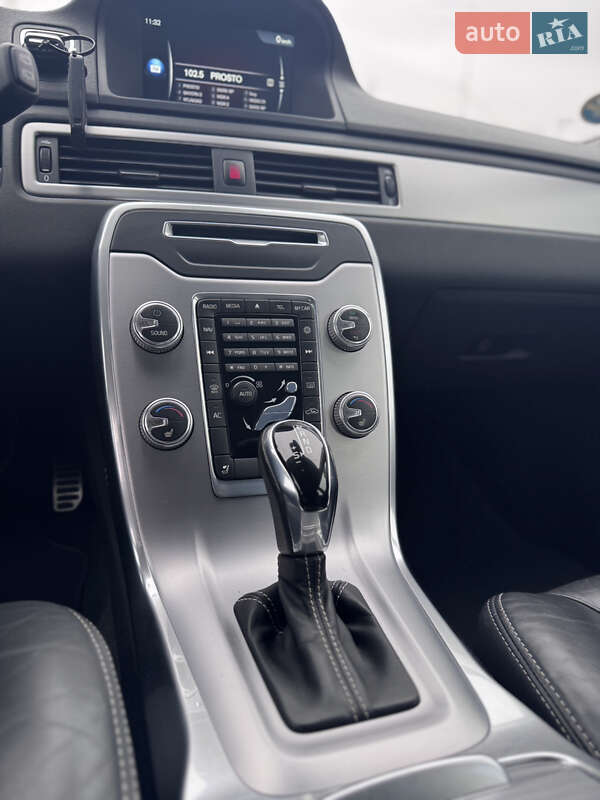 Універсал Volvo V70 2015 в Києві