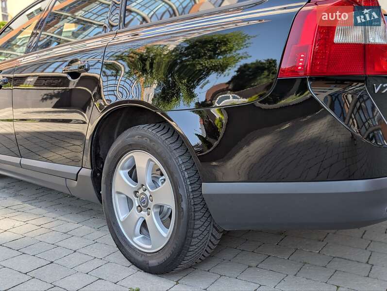 Універсал Volvo V70 2010 в Івано-Франківську фото 27 Універсал Volvo V70 2010 в Івано-Франківську