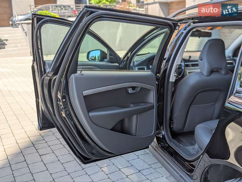 Універсал Volvo V70 2010 в Івано-Франківську фото 40 Універсал Volvo V70 2010 в Івано-Франківську