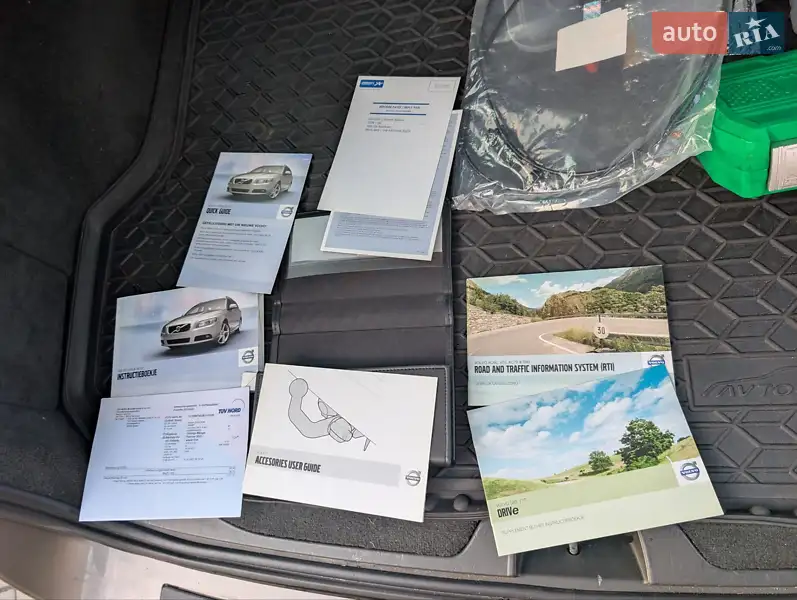 Универсал Volvo V70 2010 в Киеве документ