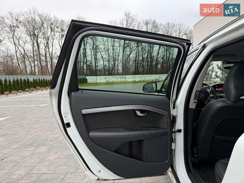 Універсал Volvo V70 2014 в Луцьку фото 47 Універсал Volvo V70 2014 в Луцьку