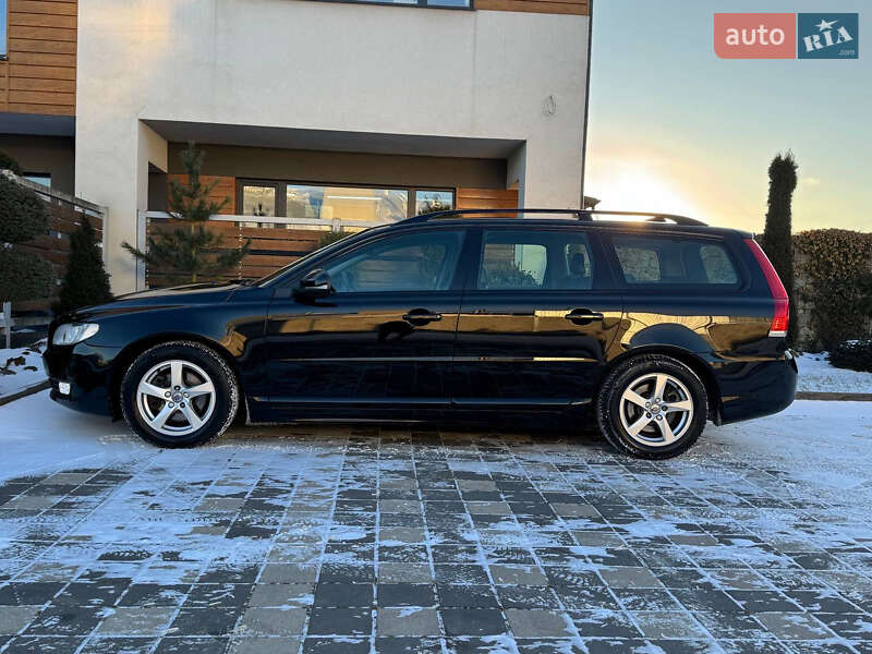 Универсал Volvo V70 2015 в Стрые