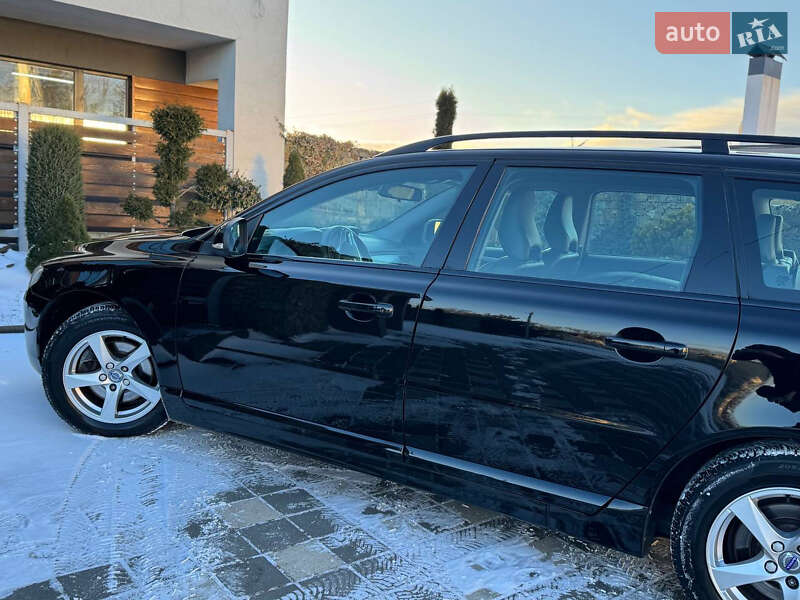 Универсал Volvo V70 2015 в Стрые