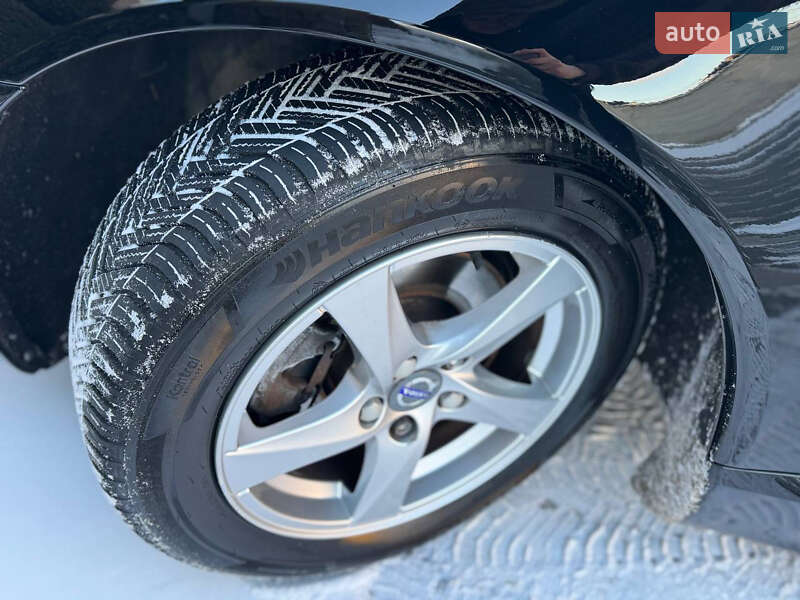 Универсал Volvo V70 2015 в Стрые