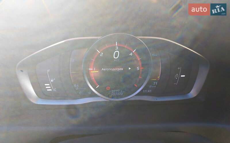 Универсал Volvo V70 2016 в Бродах фото 45 Универсал Volvo V70 2016 в Бродах