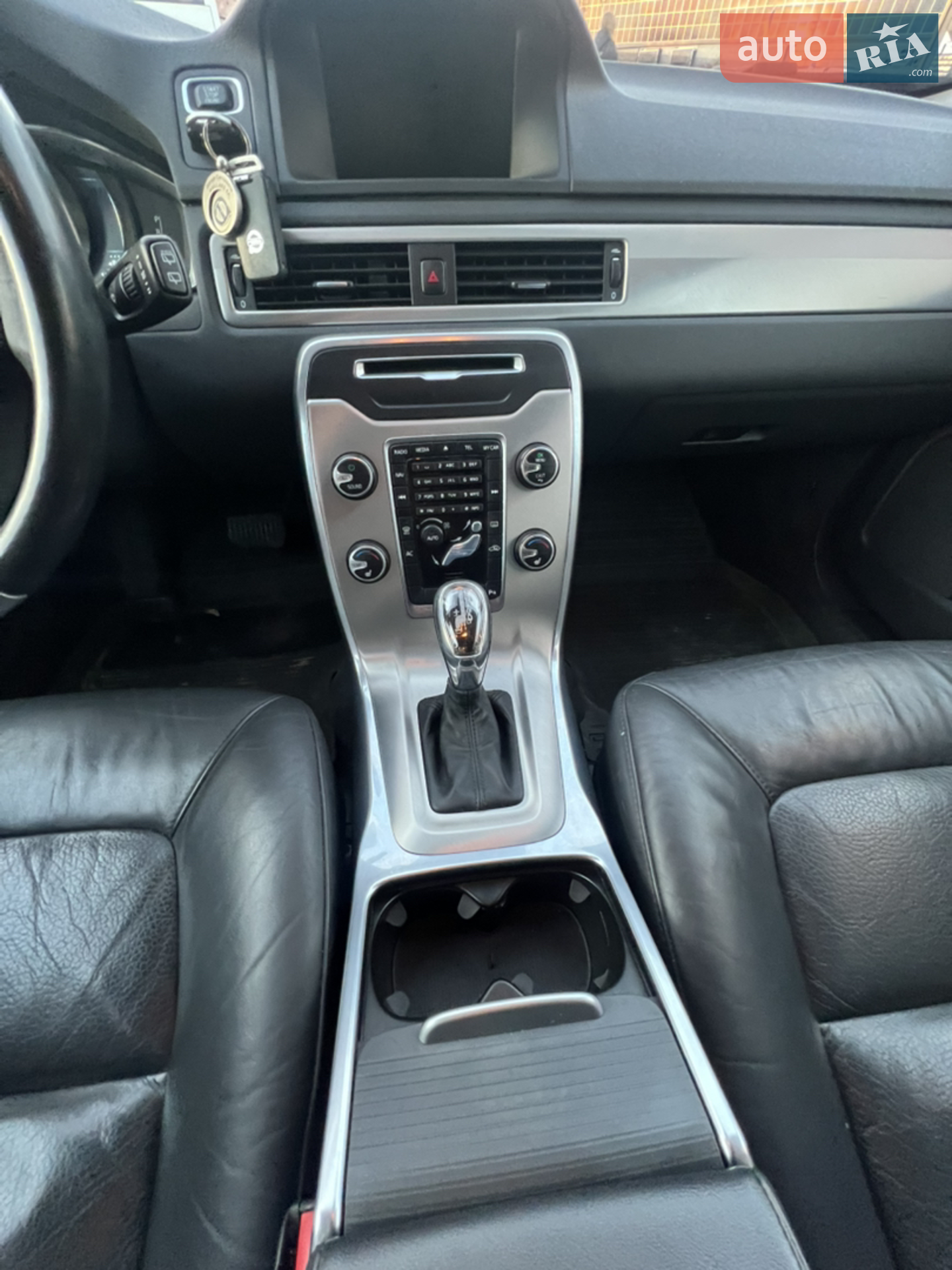 2013 Volvo V70 - мініатюра 18