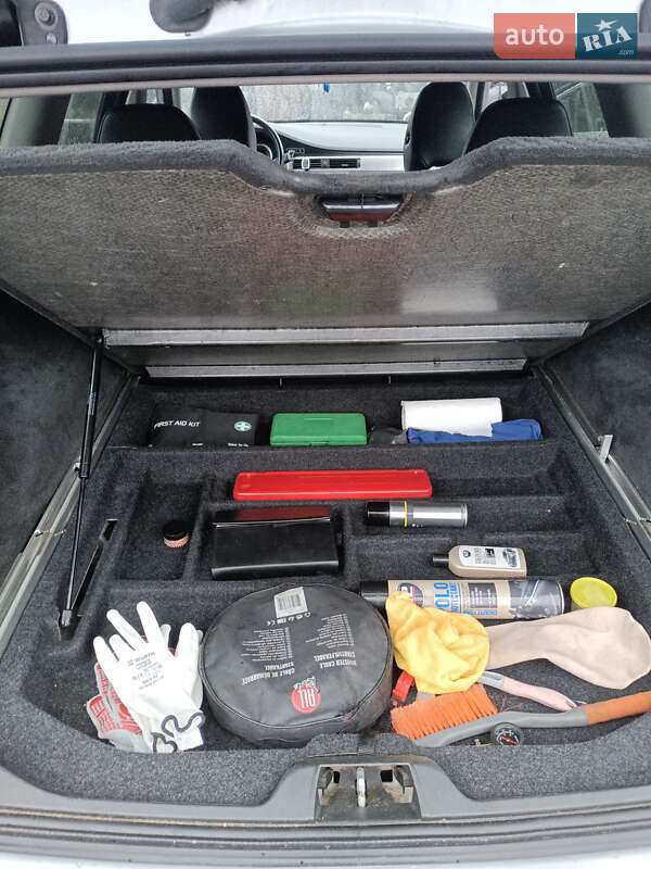 Универсал Volvo V70 2010 в Киеве