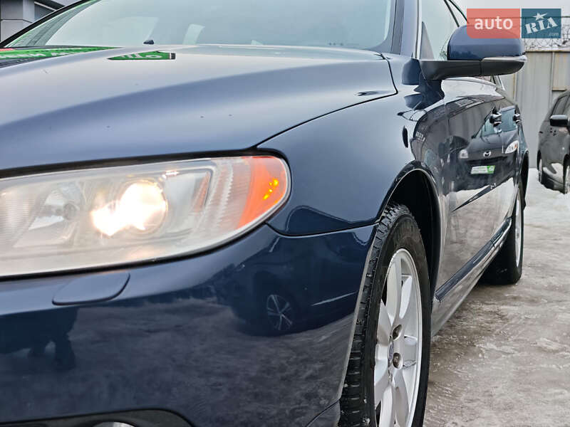 Универсал Volvo V70 2012 в Киеве фото 5 Универсал Volvo V70 2012 в Киеве