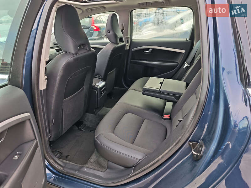 Универсал Volvo V70 2012 в Киеве фото 17 Универсал Volvo V70 2012 в Киеве