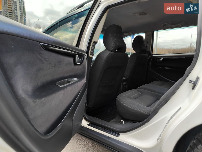 Универсал Volvo V70 2002 в Киеве