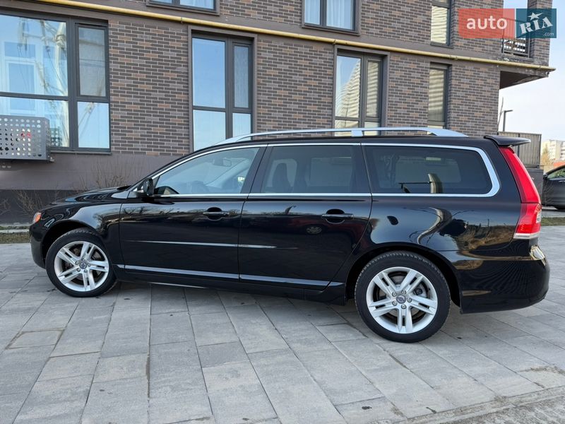 Универсал Volvo V70 2013 в Львове