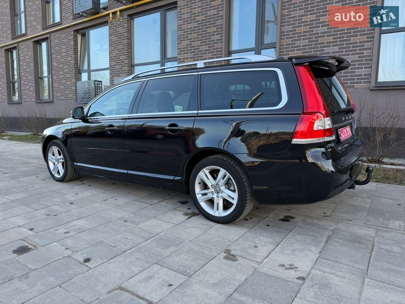 Универсал Volvo V70 2013 в Львове