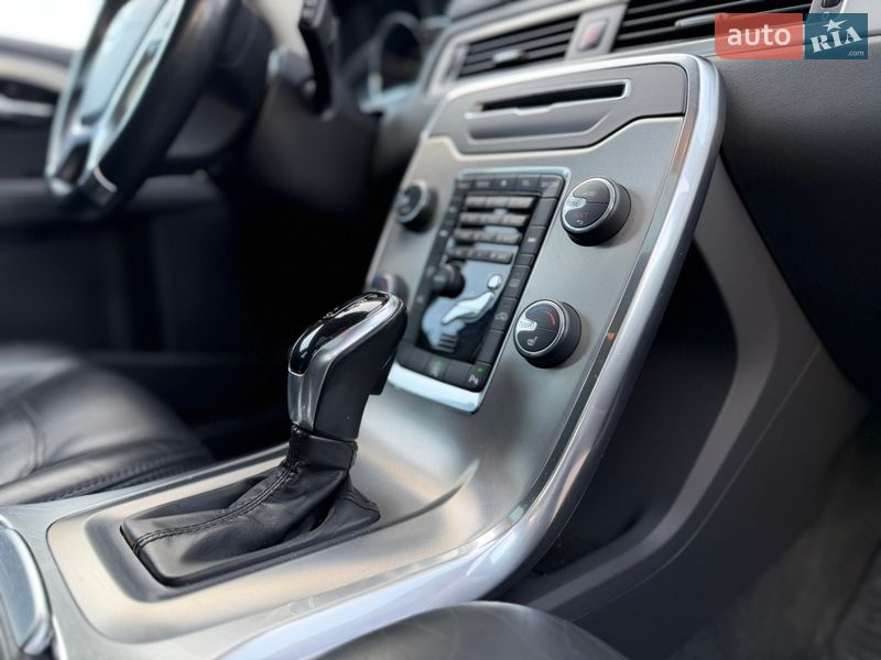 Универсал Volvo V70 2013 в Львове