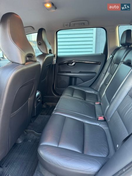 Универсал Volvo V70 2013 в Киеве