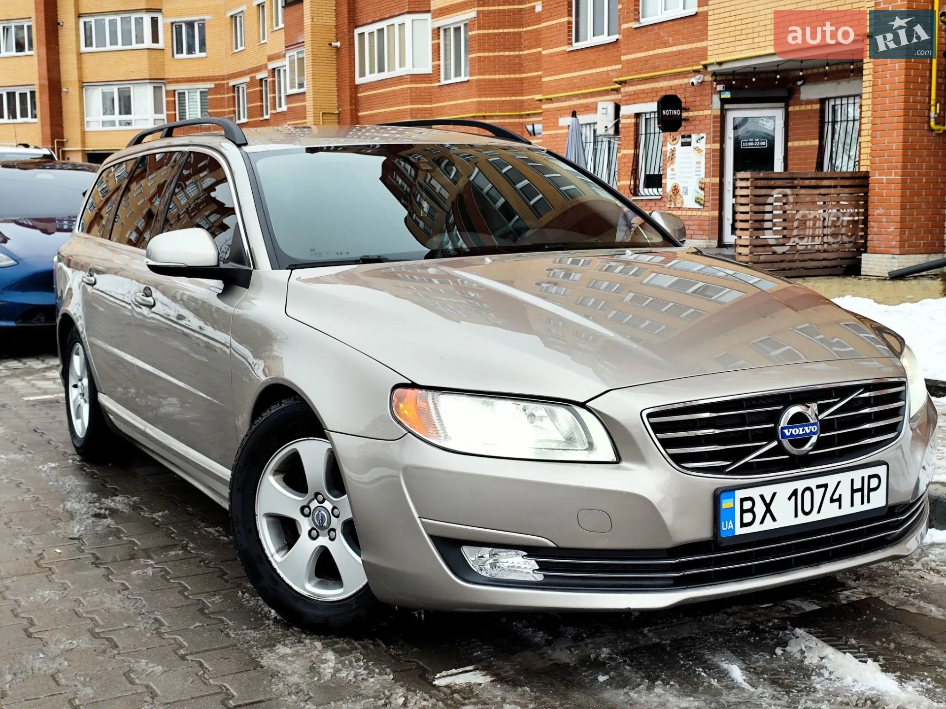Volvo V70 2013