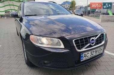 Универсал Volvo V70 2011 в Нововолынске
