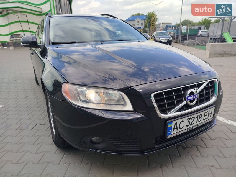 Volvo V70 2011