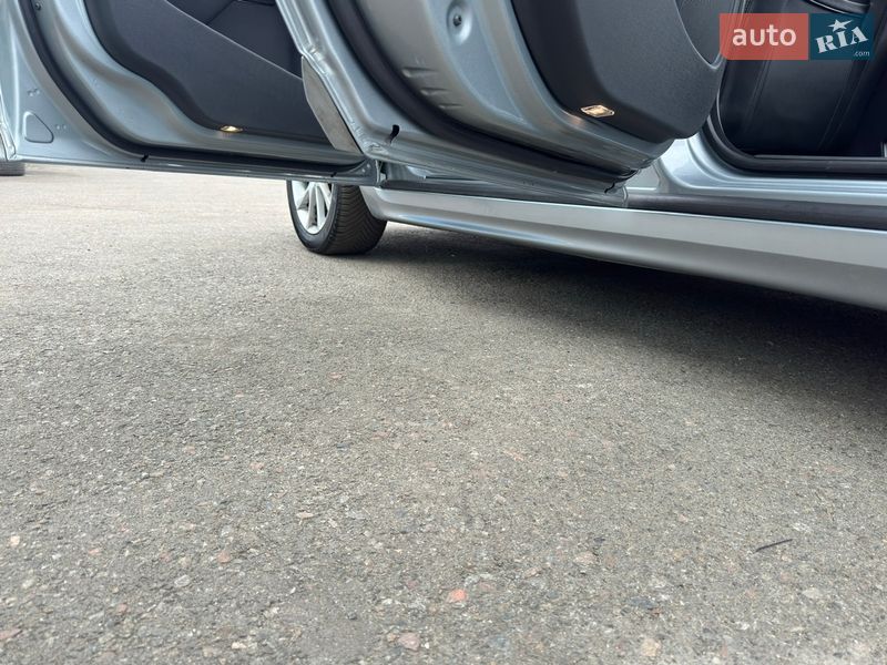 Универсал Volvo V70 2015 в Киеве