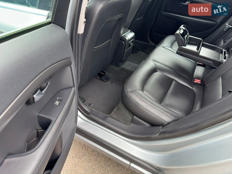 Универсал Volvo V70 2015 в Киеве