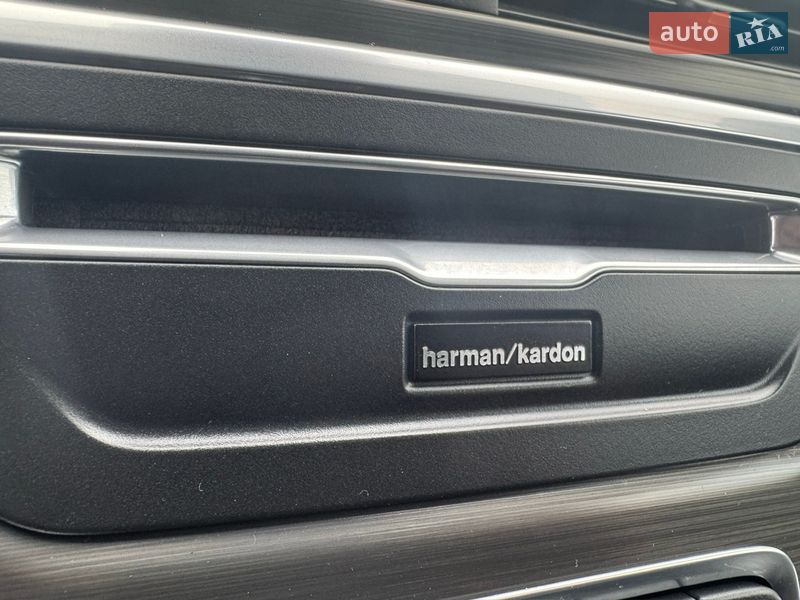 Универсал Volvo V70 2015 в Киеве