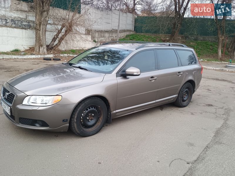 Універсал Volvo V70 2008 в Києві