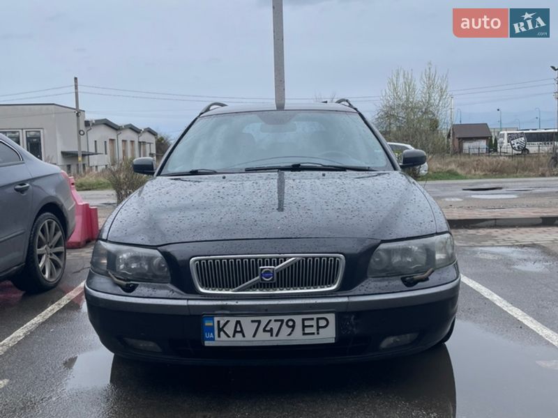 Универсал Volvo V70 2004 в Киеве