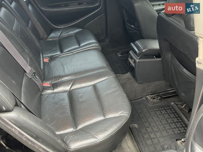 Универсал Volvo V70 2004 в Киеве