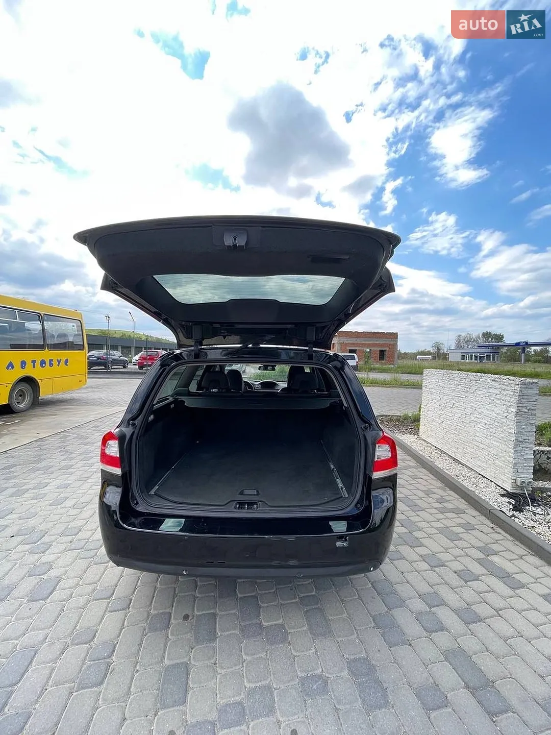 Volvo V70 2013 VIN YV147HBW7E1294005 фото оголошення 7 з 14