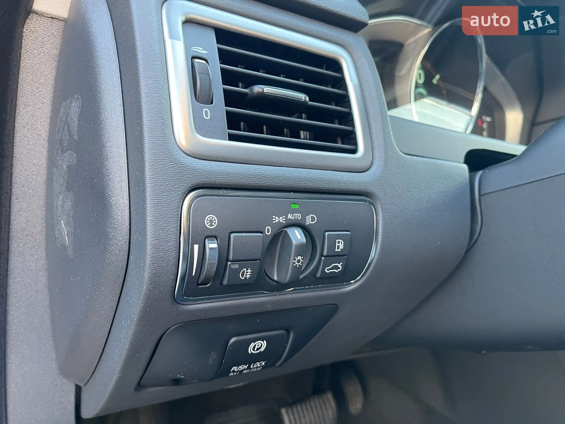 2013 Volvo V70 - мініатюра 36