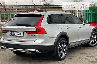 Универсал Volvo V90 Cross Country 2019 в 