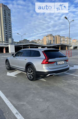 Универсал Volvo V90 Cross Country 2019 в Киеве