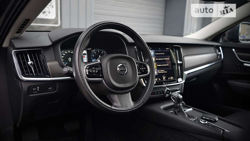 Универсал Volvo V90 Cross Country 2017 в Львове фото 21 Универсал Volvo V90 Cross Country 2017 в Львове